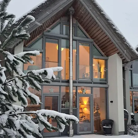 Ostsee - Reetdachhaus Nr 4 