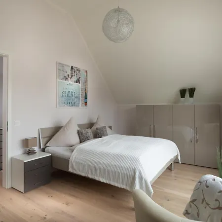 Ostsee - Reetdachhaus Nr 4 