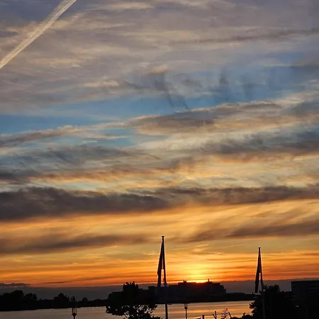 בית נופש Ostsee - Reetdachhaus Nr 4 