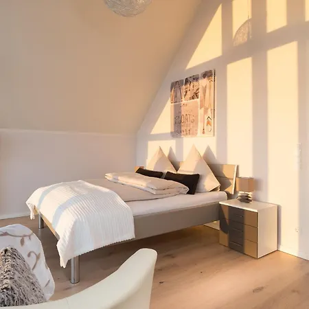 Ostsee - Reetdachhaus Nr 4 