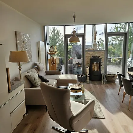 Ostsee - Reetdachhaus Nr 4 