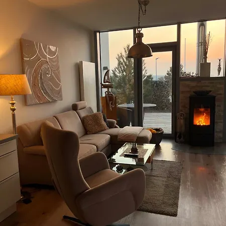 Ostsee - Reetdachhaus Nr 4 